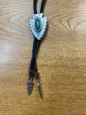Arrowhead Shaped Bolo Tie with Green Stone