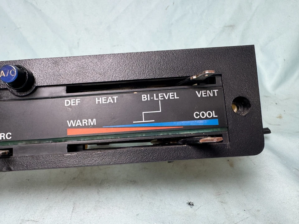 Interruptor de temperatura de control de clima Toyota Tercel 78-82 Foto 4 de 4