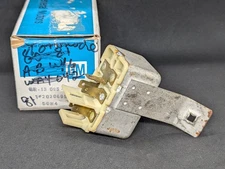 NOS 82-85 CADILLAC ELDORADO SEVILLE OLDSMOBILE TORONADO ELECTRIC DOOR LOCK RELAY