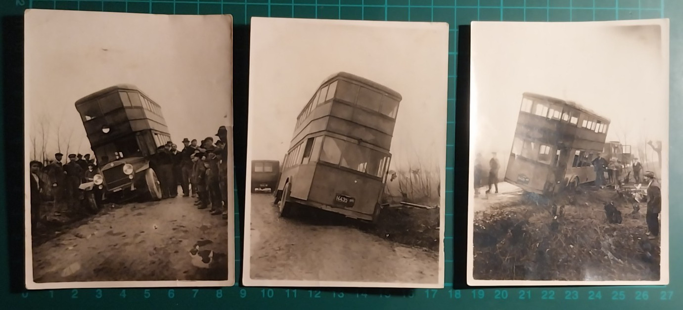3 FOTO RARE - AUTOBUS AUTOALVEARE TARGATO MILANO 14435 INCIDENTE 1930 C ( F 01 )