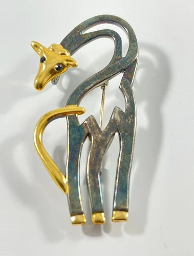 Cute Vintage Giraffe Brooch Pin Costume Jewelry For Animal Lovers Gold & Green