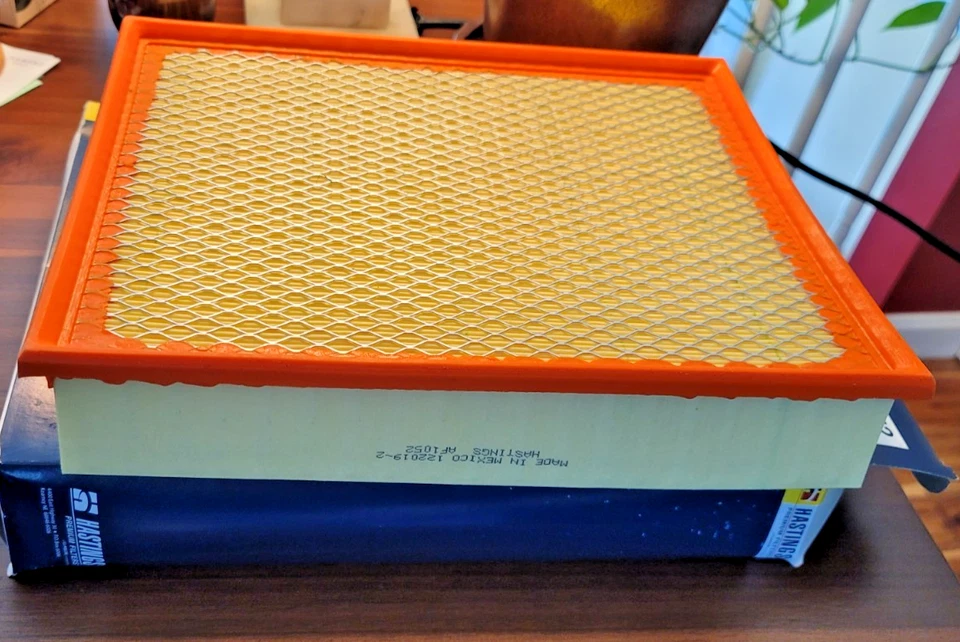 Hastings AF1052 Air Filter For Select 99-19 Cadillac Chevrolet GMC Models - Image 3 of 3