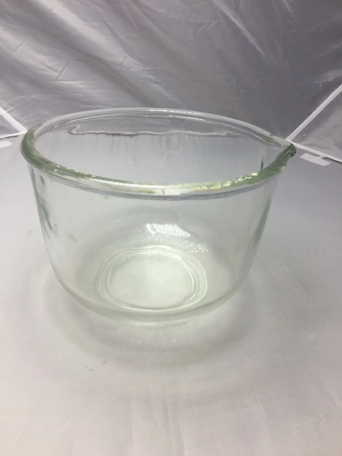 Vtg Pour Spout Small Mixing Bowl Clear Glass 6.5" Baking Cooking Hammered Glass