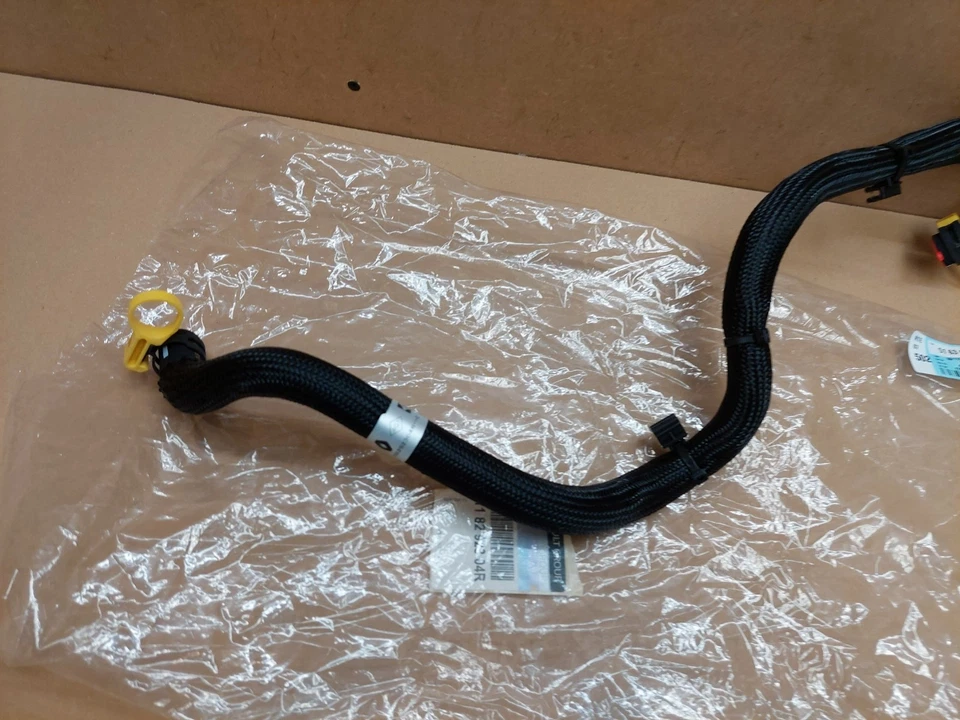 Renault Astra L Austral  Coolant Hose Pipe 118292304R Megane  Espace Genuine NEW - Image 4 of 4