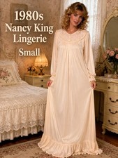 Vintage 1980s Nancy King Nylon Granny Gown Peach Lace Nightgown S
