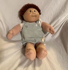 VTG 1982 COLECO Cabbage Patch Kids Doll BROWN HAIRED BOY STUFFED DOLL No Shoes
