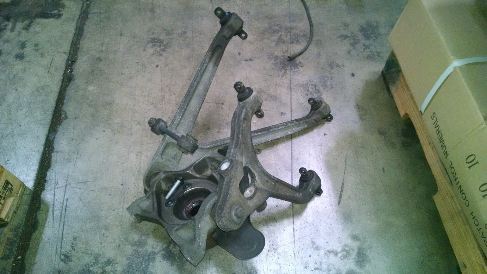 LAMBORGHINI GALLARDO SUSPENSION TRACK CONTROL ARM HUB OEM 