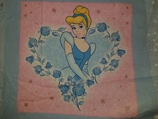 FUNDA ALMOHADA ACENTO 16" SHAM GLITTER DISNEY CENICIENTA PRINCESA ROSA