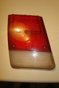 Orig Hella Rücklicht Glas hinten links VW Passat Variant Kombi B1 32 33 53207 R3