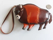 Hand Crafted Leather Buffalo 3 Dimentional Change Purse Attached Strap New