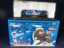 P4-95 DALE EARNHARDT JR 3 OREO / RITZ / RACED VERSION 2002 MONTE CARLO - REVELL