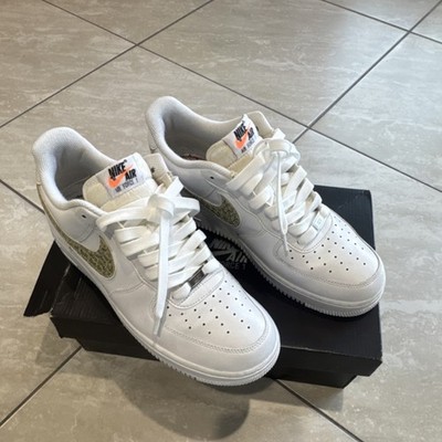 Nike Air Force 1 Low Top Sneakers White Solid Casual Walking Athletic Lace Up