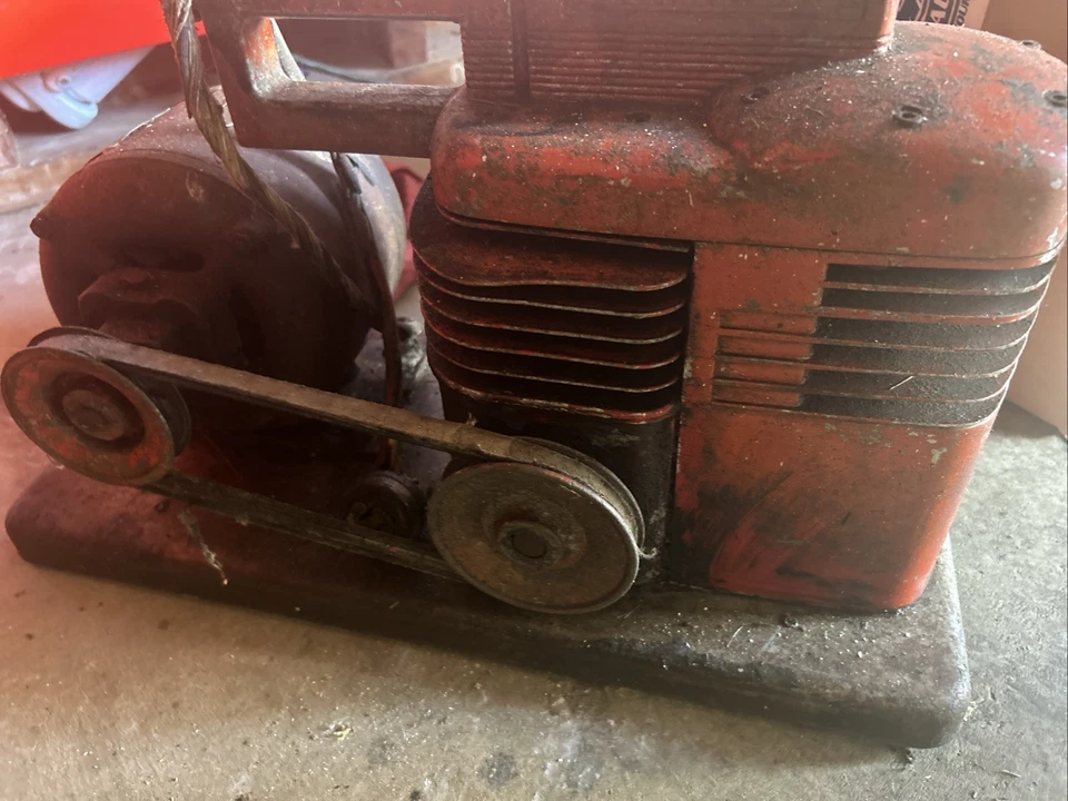 Compresor engrasado de banco Craftsman vintage modelo: 355 hecho en EE. UU. gran forma Foto 4 de 4