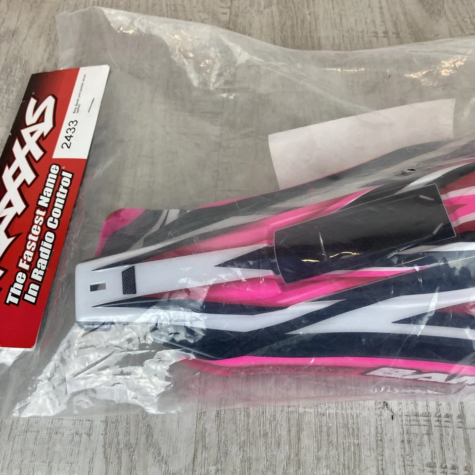 Traxxas 2433 - Bandit Body, Painted, Pink - Image 4 of 4