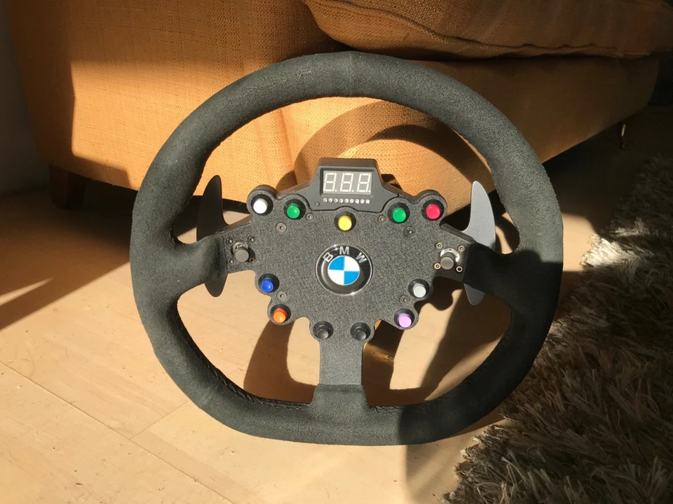 Fanatec DD2 Podium, BMW GT2 wheel, V3 Pedale, Shifter - Bild 3 von 4
