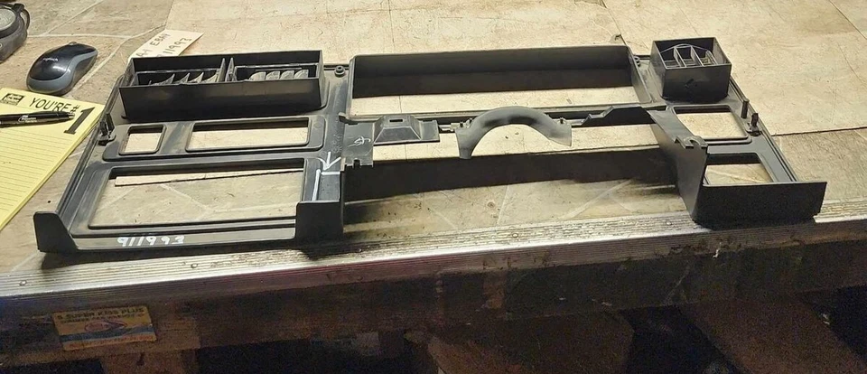 1987-1996 DODGE DAKOTA OEM PAINEL DE INSTRUMENTOS PAINEL VELOCÍMETRO ACABAMENTO MOLDURA ABERTURAS - Imagem 3 de 4