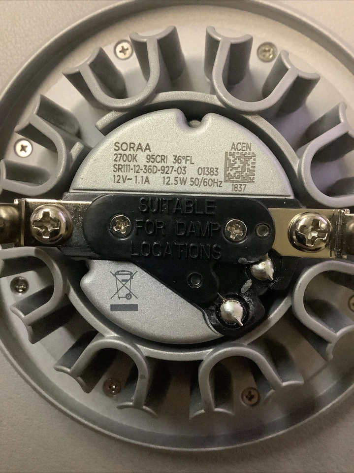 Soraa VIVID AR111 Lamp Light 2700K 12.5W G53 SR111-12-36D-927-03 (b15) - Image 3 of 4