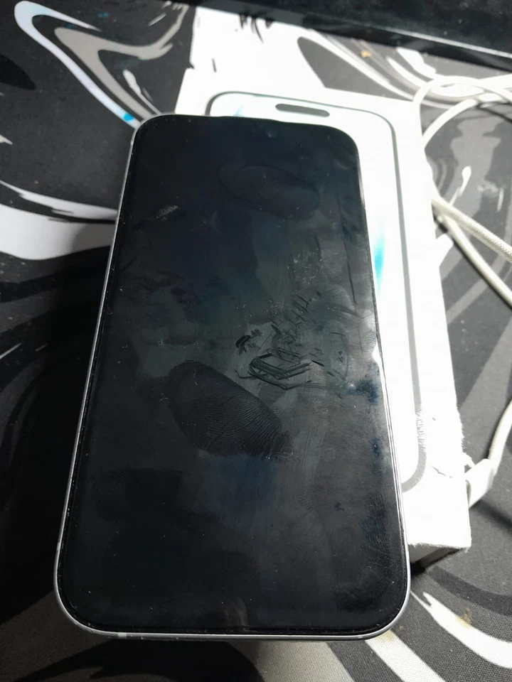 Iphone 15, photo 3 sur 5