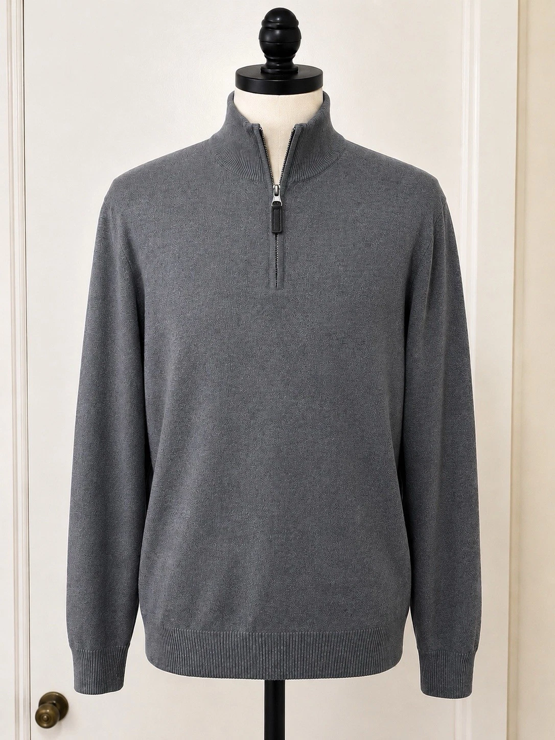 Jos A Bank Traveler’s Collection 100% Merino Wool Qtr Zip Sweater Gray Men’s XXL