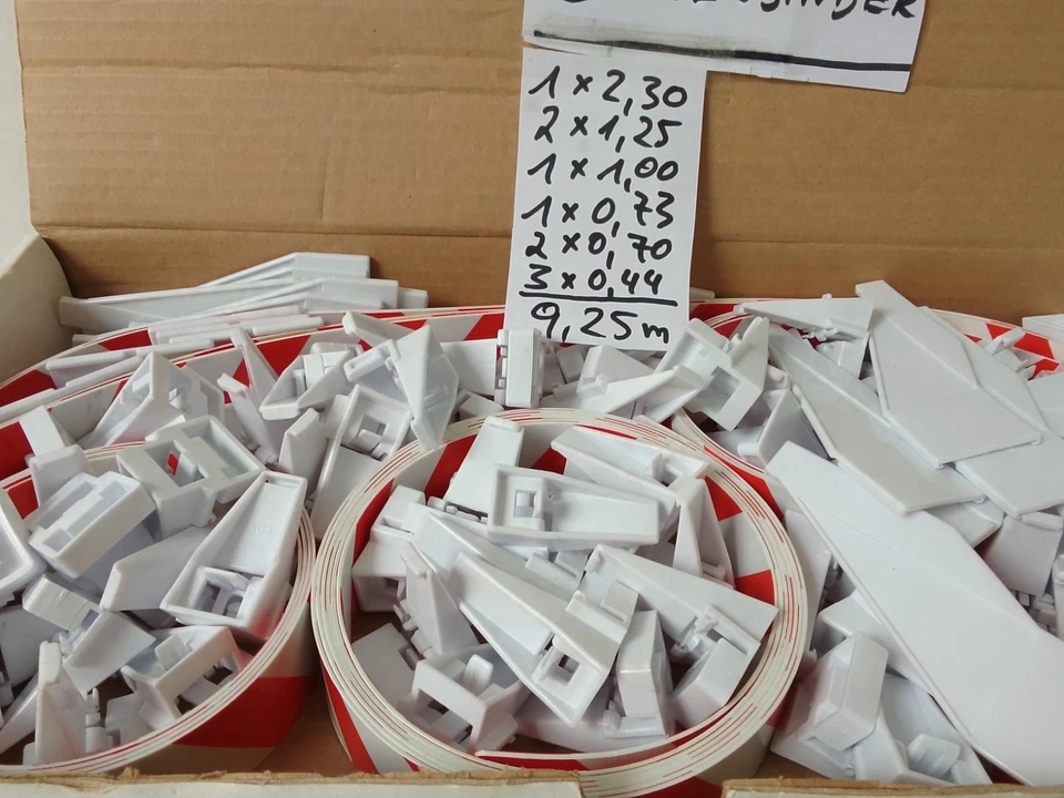 Carrera Digital Evolution Exclusiv etc. 9,25m Leitplanken neues Modell 20085220 - Bild 2 von 2