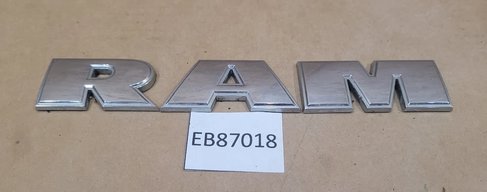 原始设备制造商 2009 - 2018 道奇 RAM "RAM" 徽章徽章贴花标志徽章车身 1500 2500 — 第 2/4 张图片