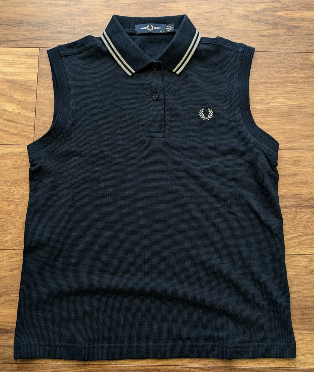 Womens Fred Perry Sleeveless Polo Shirt Size UK 10 Navy
Opens in a new window or tab