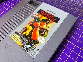 Cartucho de sistema de entretenimiento Rush 'N Attack NES Nintendo + funda antipolvo