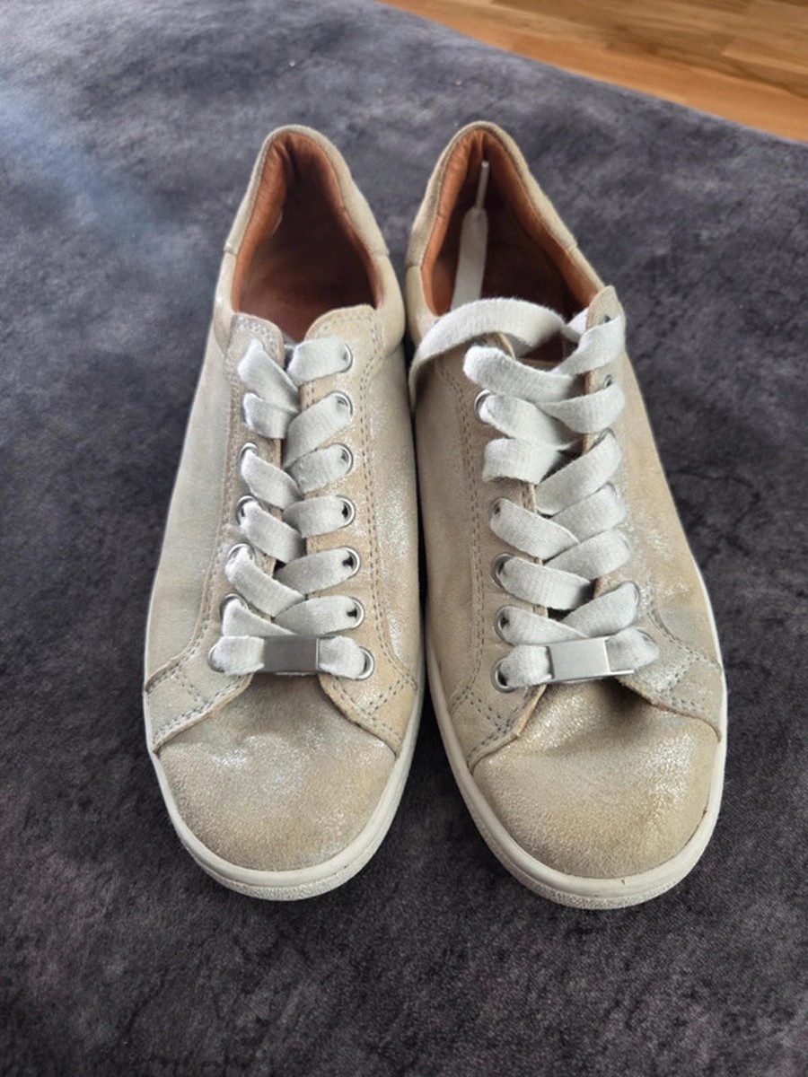 UGG Australia Silver Milo Stardust Trainers Size UK UK