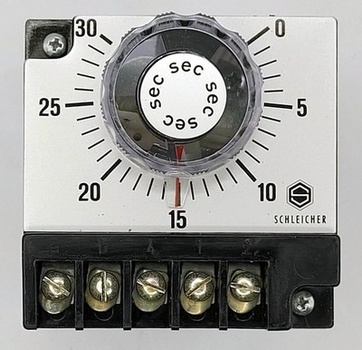 Schleicher Zeitrelais IZM11 (0,5-30sec) 220V50Hz NEU/OVP