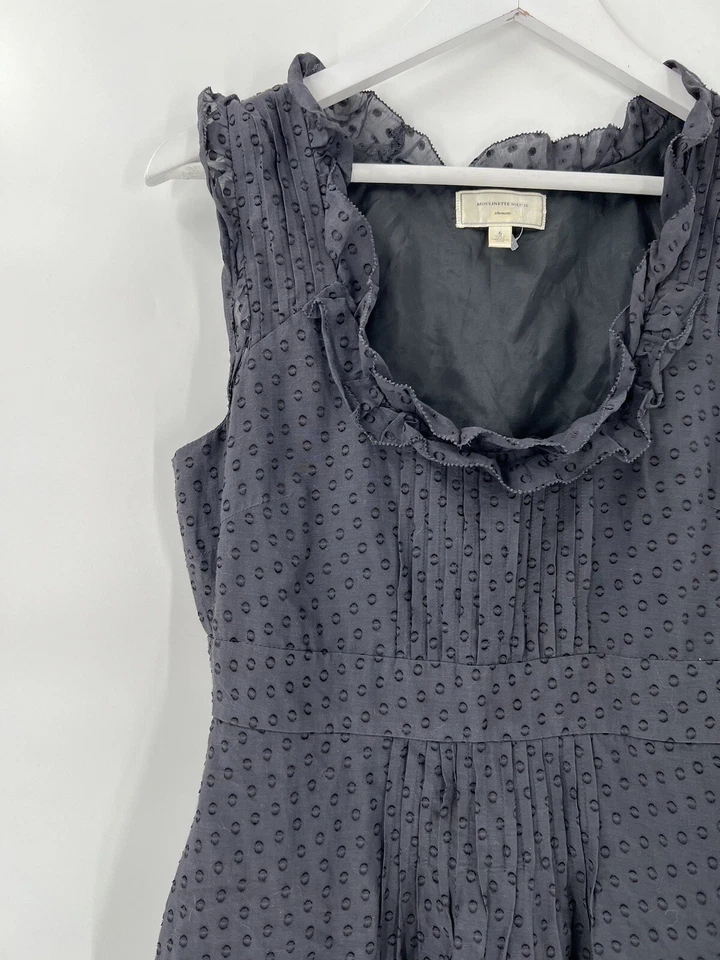 Vestido Moulinette Soeurs Feminino 6 Cinza Preto Plissado Babado Sem Mangas Decote Redondo - Imagem 2 de 4