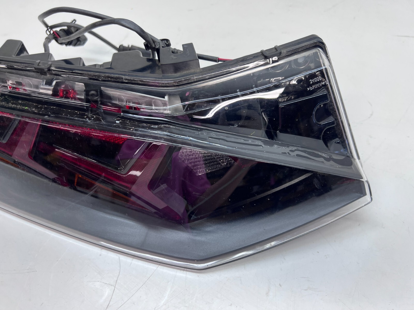LAMBORGHINI AVENTADOR RH RIGHT PASSENGER TAIL LIGHT TAIL LAMP OEM 470945096E