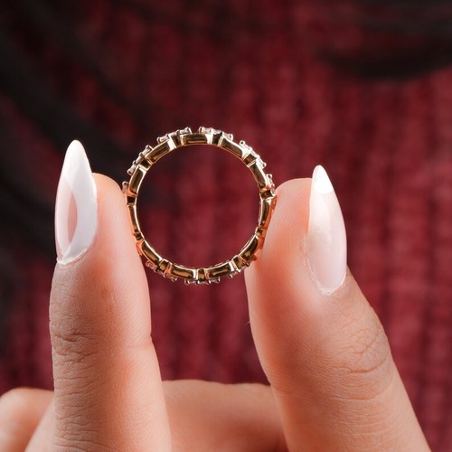 Gold Chain Link Eternity Band | Moissanite Accents | Wedding Handmade Ring - Picture 2 of 9