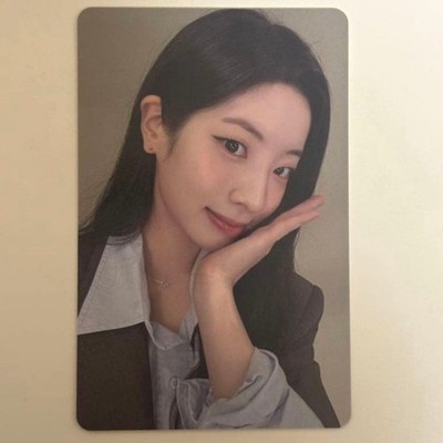 TWICE JAPAN SEASON'S GREETINGS 2026 “CAPTURED MOMENTS” OFFICIAL