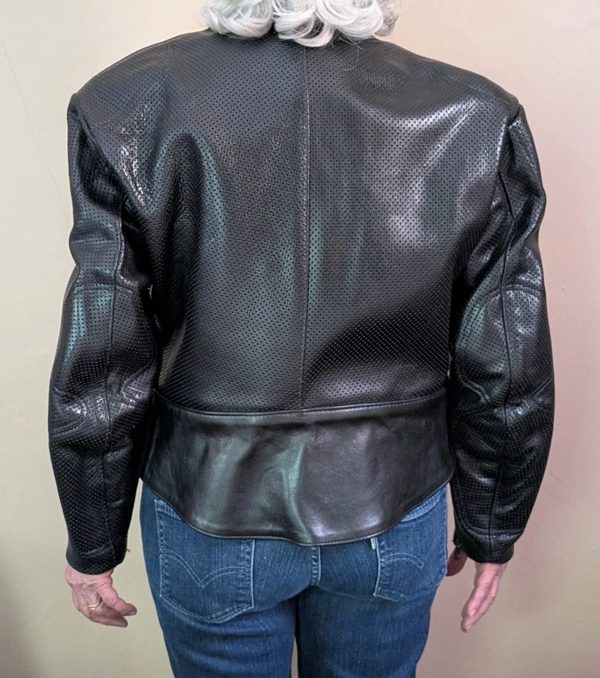 Vanson Womens Sportrider Ventilated Leather Jacket - Size 12. Made in USA. - Image 4 of 4