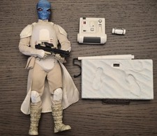 Hot Toys Snowtrooper MMS397 Star Wars Empire Strikes Back 1 6th Scale Figure