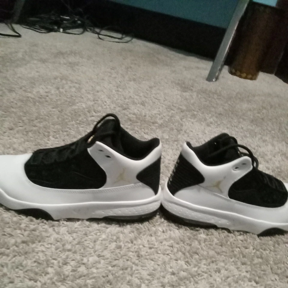 Talla 9 Jordan Max Aura 2 Foto 3 de 4