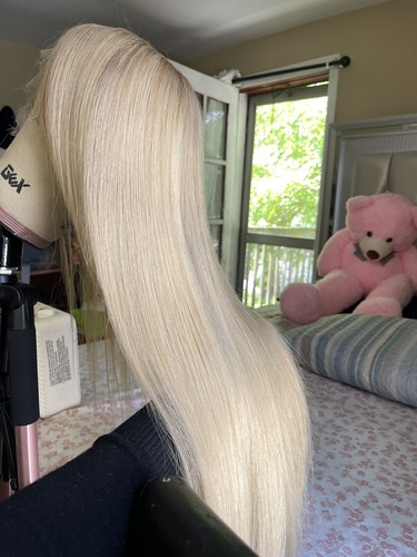 Beautiful 26” blonde wig | human hair - Picture 6 of 15