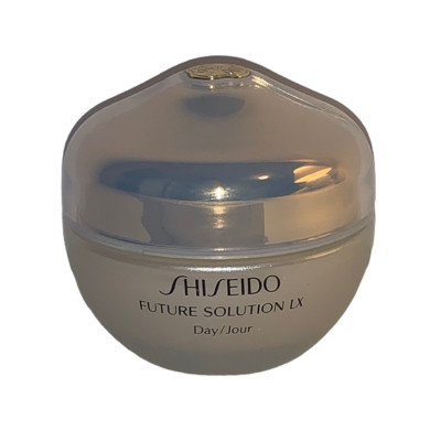 SHISEIDO Future Solution LX Total Protective Cream SPF 18 50ml New in Box