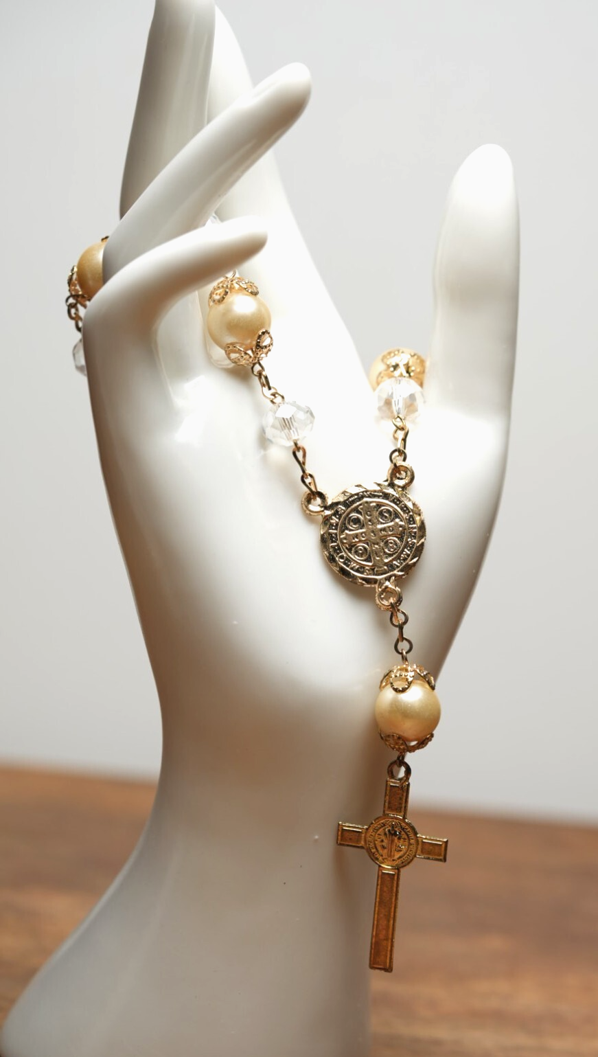 Vintage Gold Tone One Decade Rosary Bracelet with Faux Pearls and Crucifix-image
