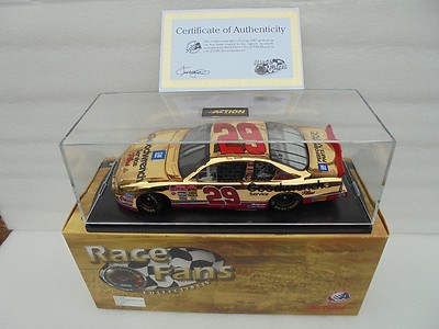 Kevin Harvick #29 GM Goodwrench 2001 MC Action 24kt GOLD 1/24th Nascar Diecast M