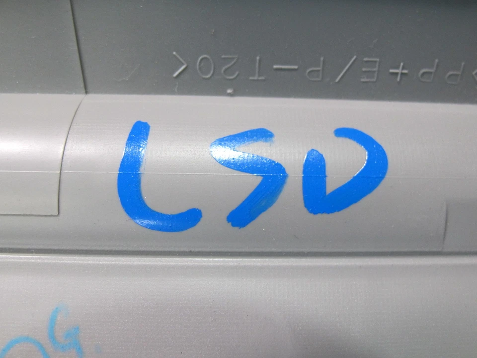 04-06 LEXUS UCF30L LS430 CONSOLA SUPERIOR DELANTERA DOMO LUZ DE LECTURA CON TECHO CORREDIZO OEM Foto 2 de 4