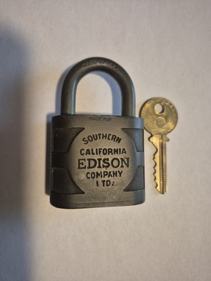 Yale Brass Southern California Edison Padlock With Working Key.