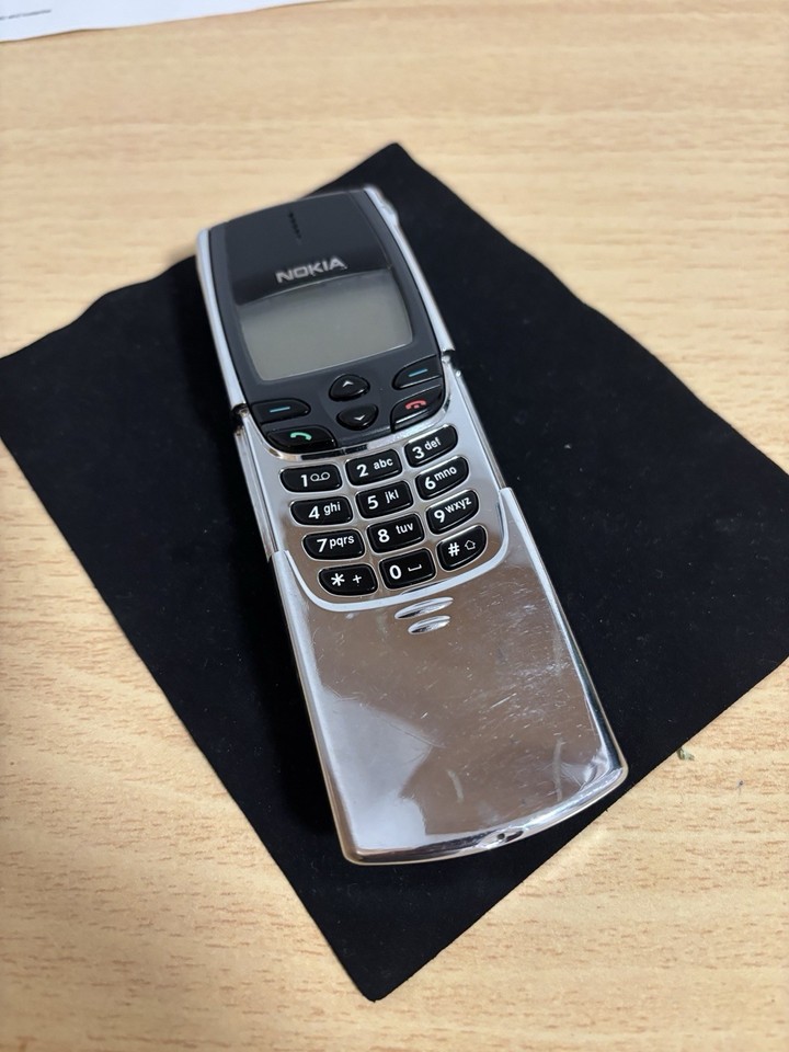 LUXUS HANDY | Nokia 8850 Magnesium | Rare & Gebraucht EUR 125,00 - DE