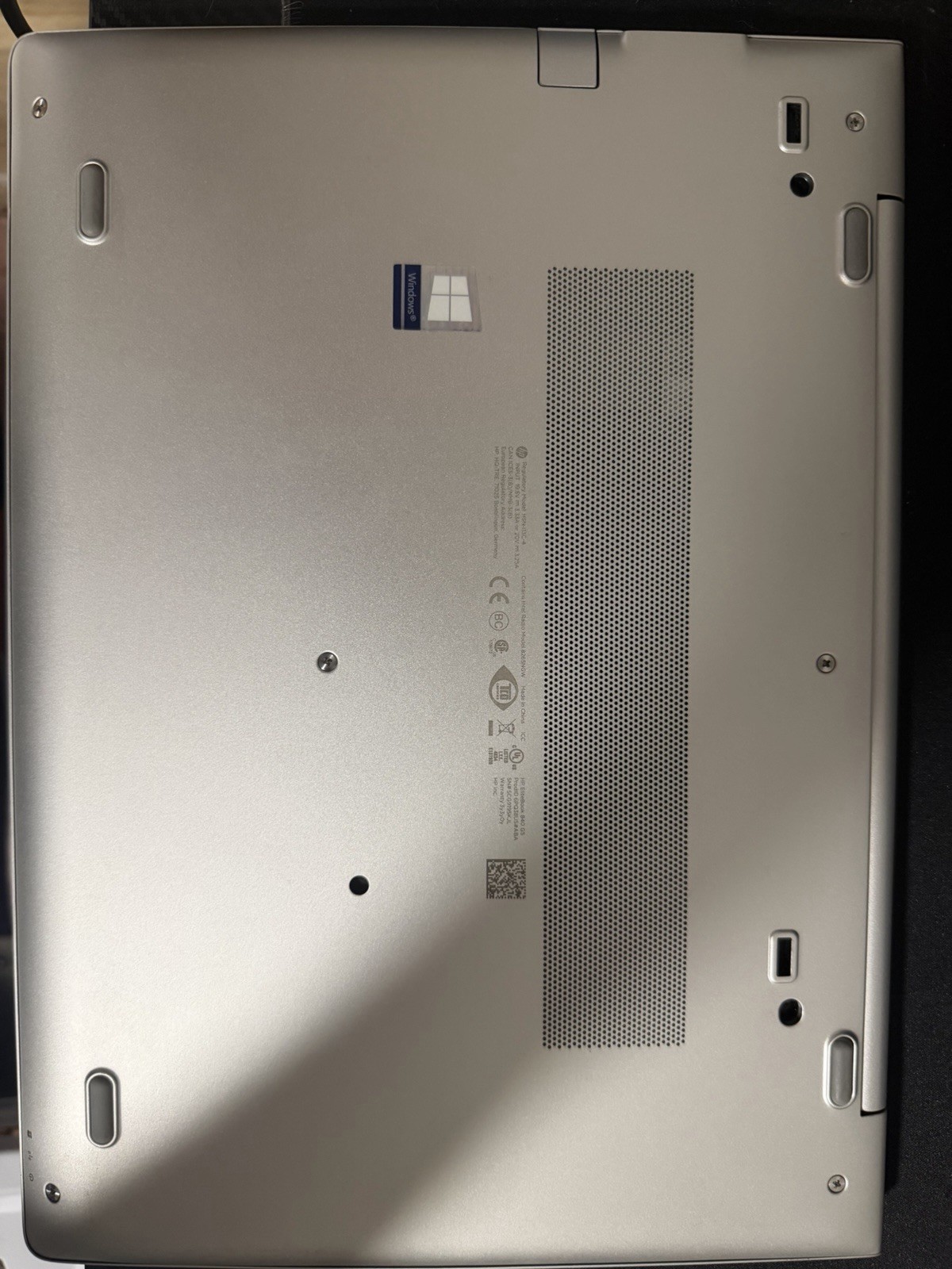 HP EliteBook 840 g5, 14-Inch Laptop, with Intel Core i7-8650U, Windows 11 Pro