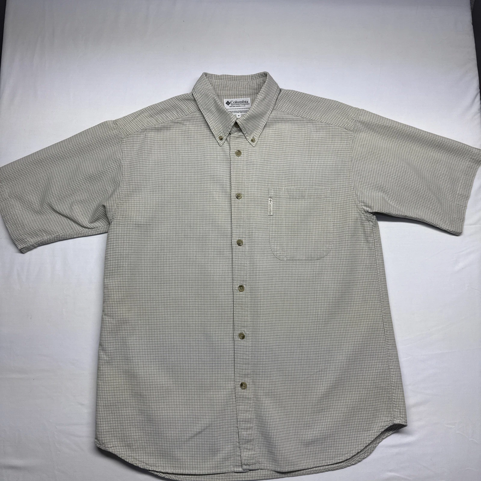 Columbia Men’s Short Sleeve Button Up Beige Plaid Size Medium Outdoor Hiking
Opens in a new window o