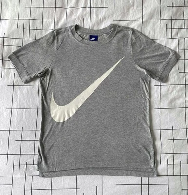 T.Shirt femme NIKE gris Taille XS (34) - Photo 1/4