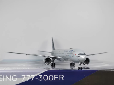 1:400 NG Model Garuda Indonesia SKYTEAM BOEING 777-300ER Airplane