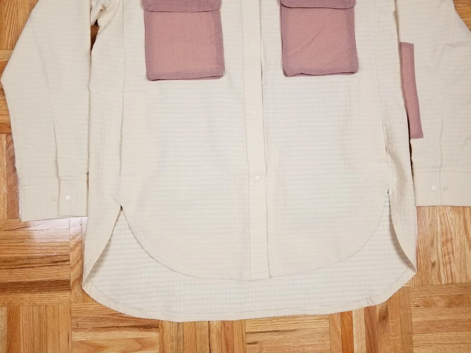 CAMISA LULULEMON OVERSIZE ACTIVA ABOTONADA TALLA 6 Foto 3 de 4