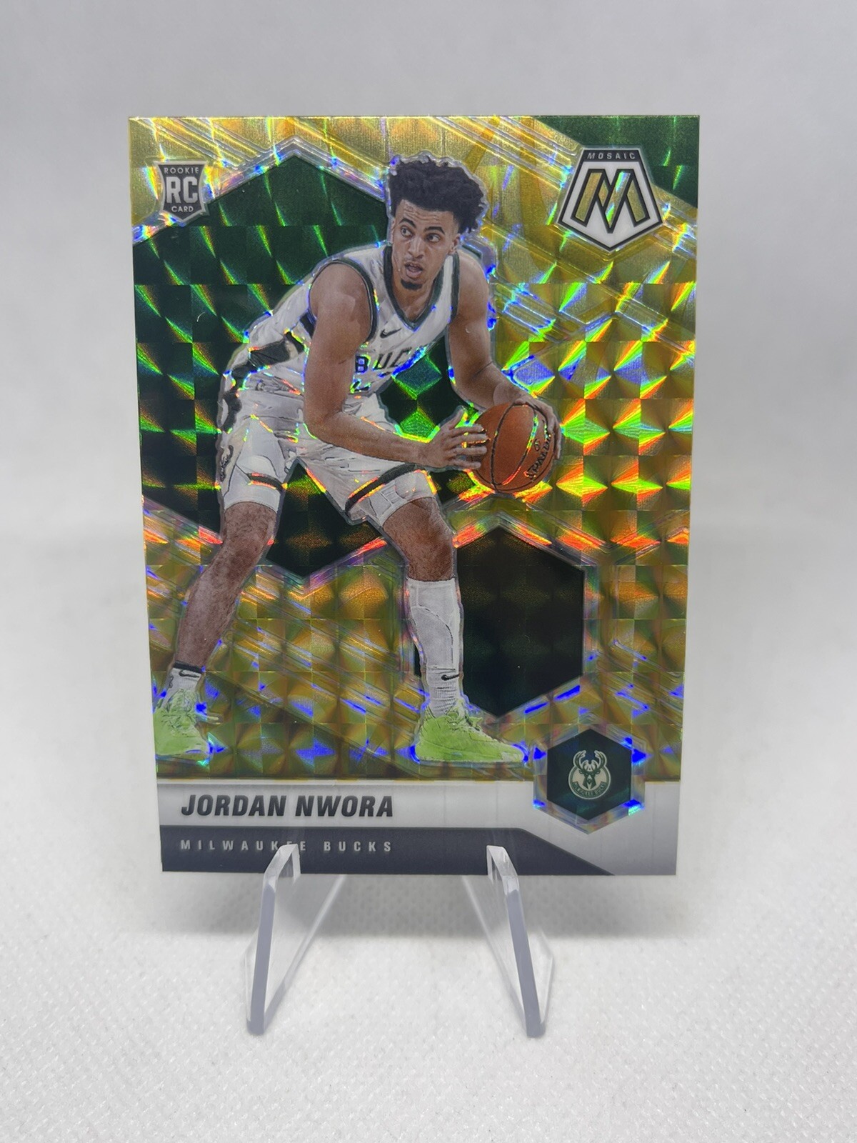 2020 Mosaic #219 Jordan Nwora RC Yellow Reactive Prizm Bucks Rookie