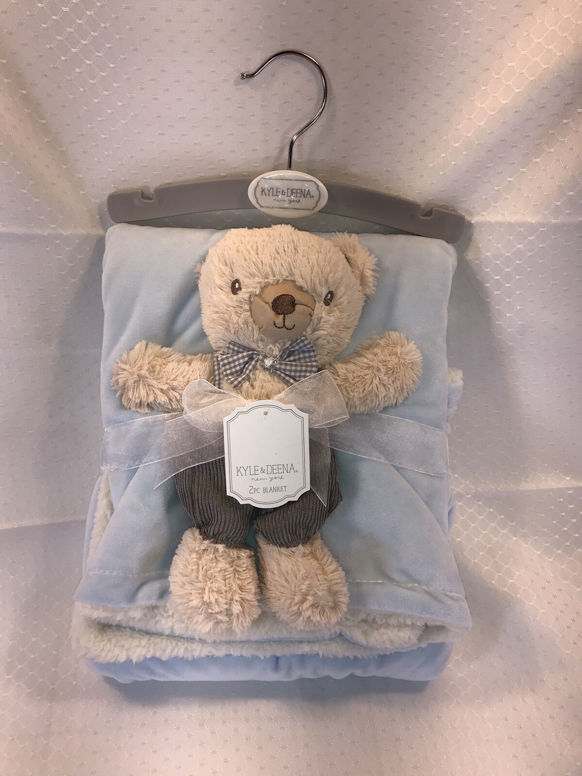 kyle and deena security blanket